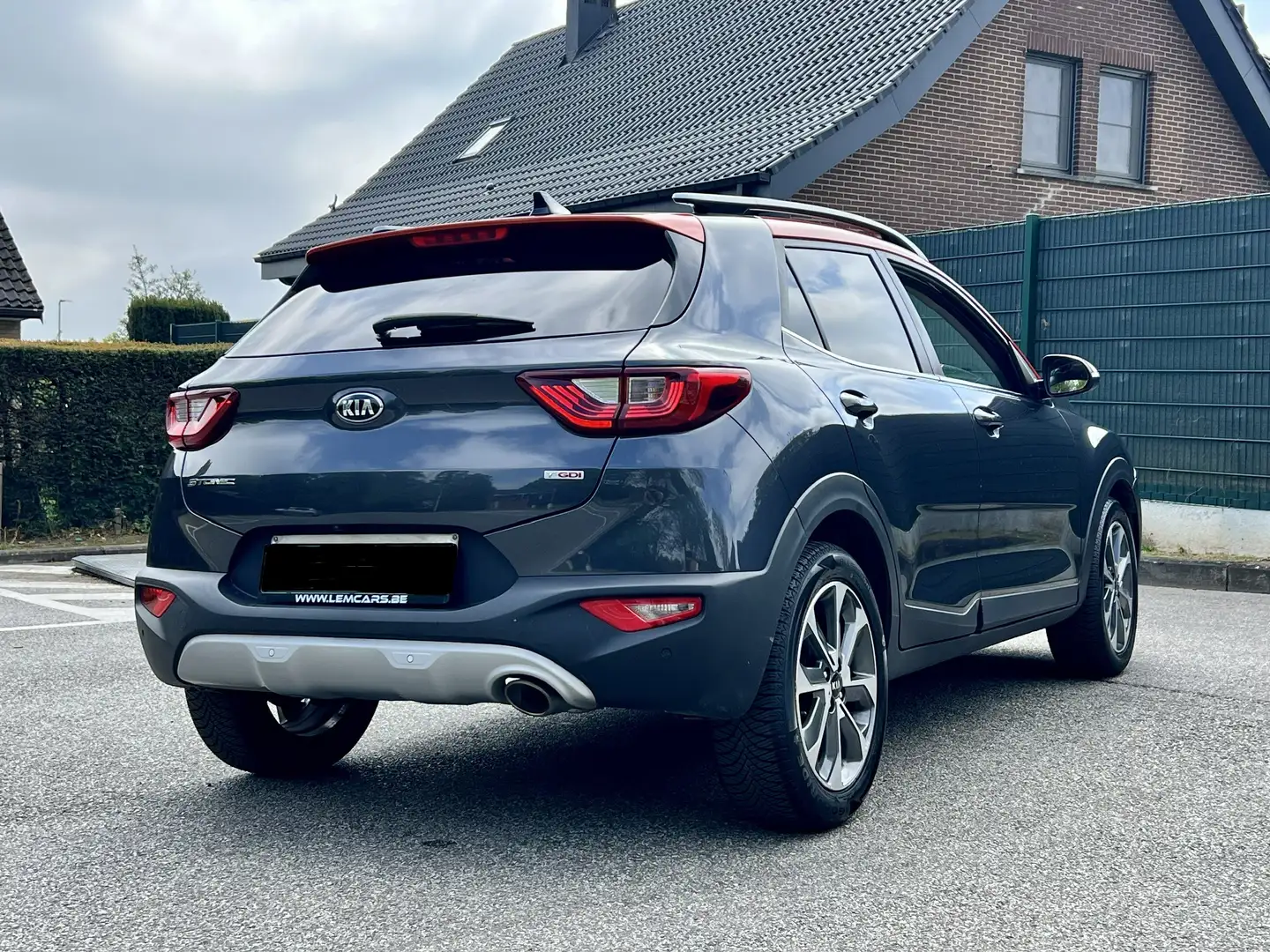 Kia Stonic Sense 1 Jaar Garantie reeds gekeurd voor verkoop! - 2
