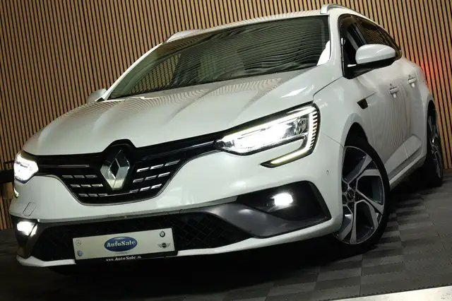 Renault Megane E-Tech view 9