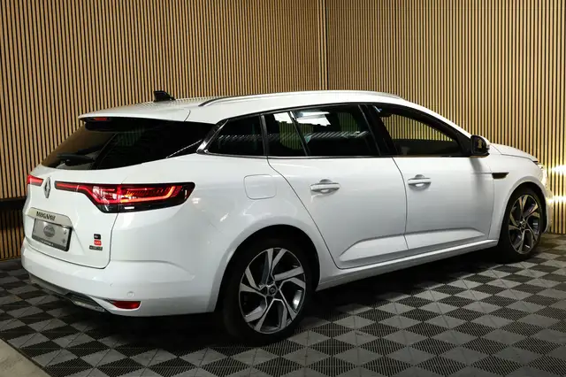 Renault Megane E-Tech view 7