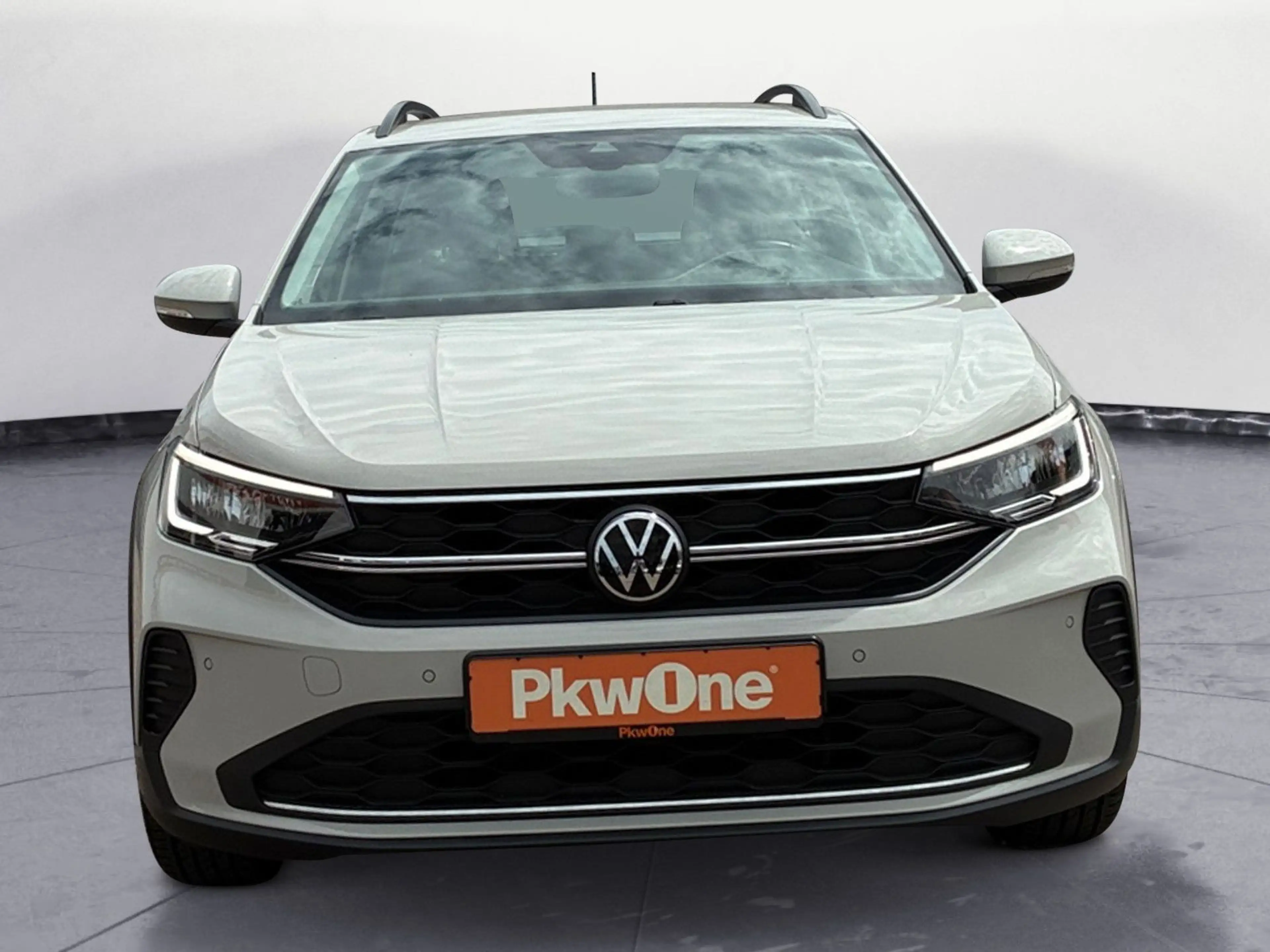 Volkswagen Taigo 1.0 TSI TEMPOMAT*KLIMA*CARPLAY*LED*PDC* — photo 6