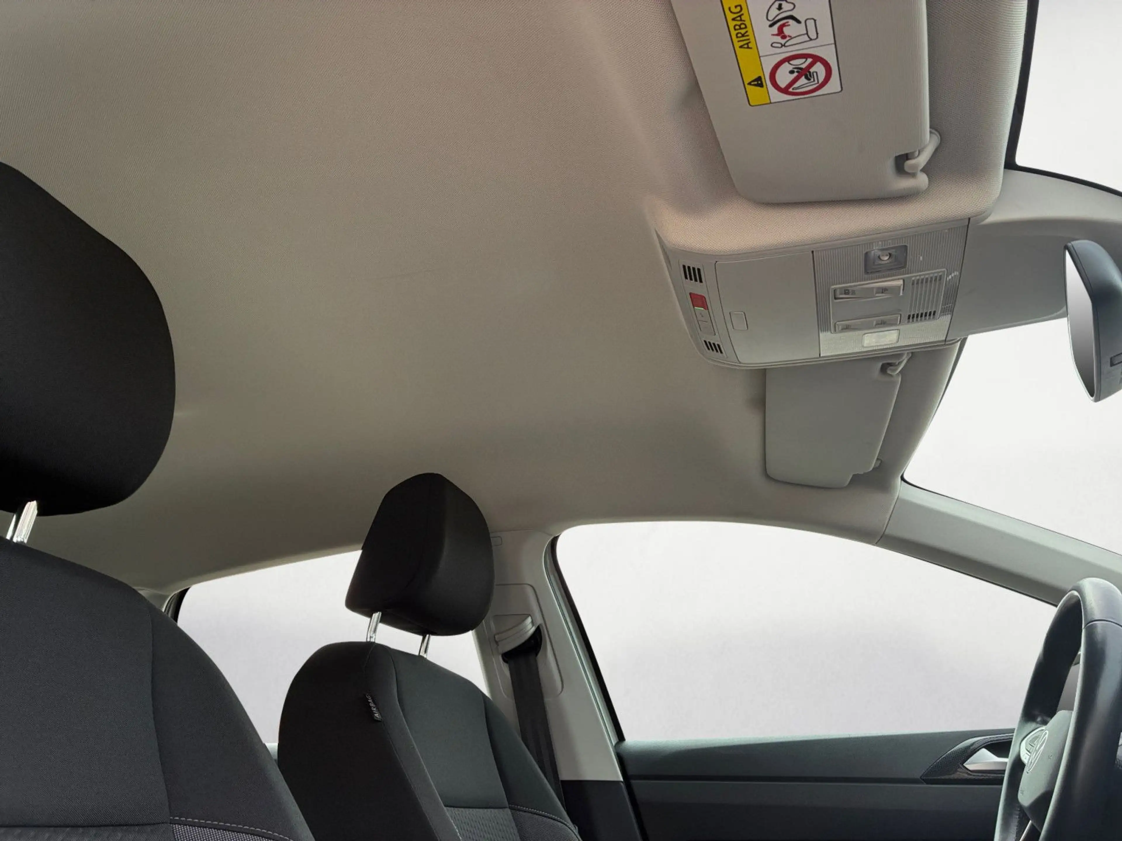 Volkswagen Taigo 1.0 TSI TEMPOMAT*KLIMA*CARPLAY*LED*PDC* — photo 13