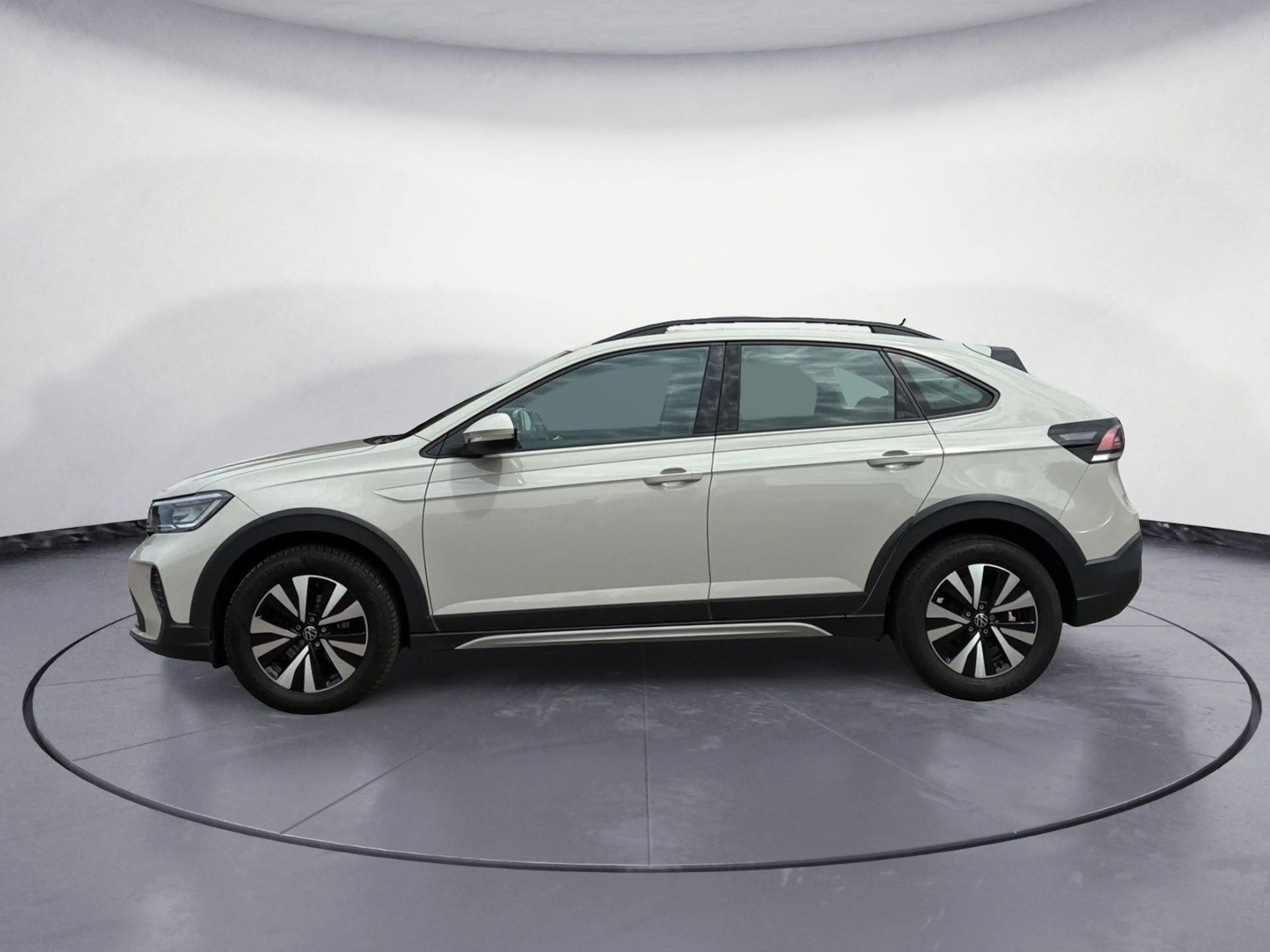 Volkswagen Taigo 1.0 TSI TEMPOMAT*KLIMA*CARPLAY*LED*PDC* — photo 2