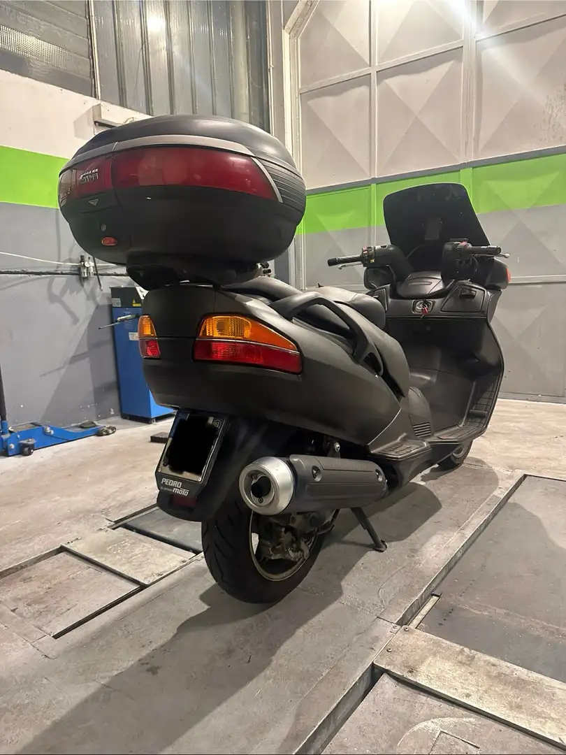 Suzuki Burgman 650 Black - 2