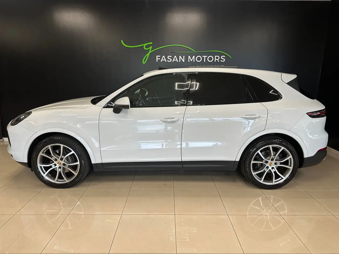 Porsche Cayenne Cayenne 3.0 tiptronic Weiß - 2