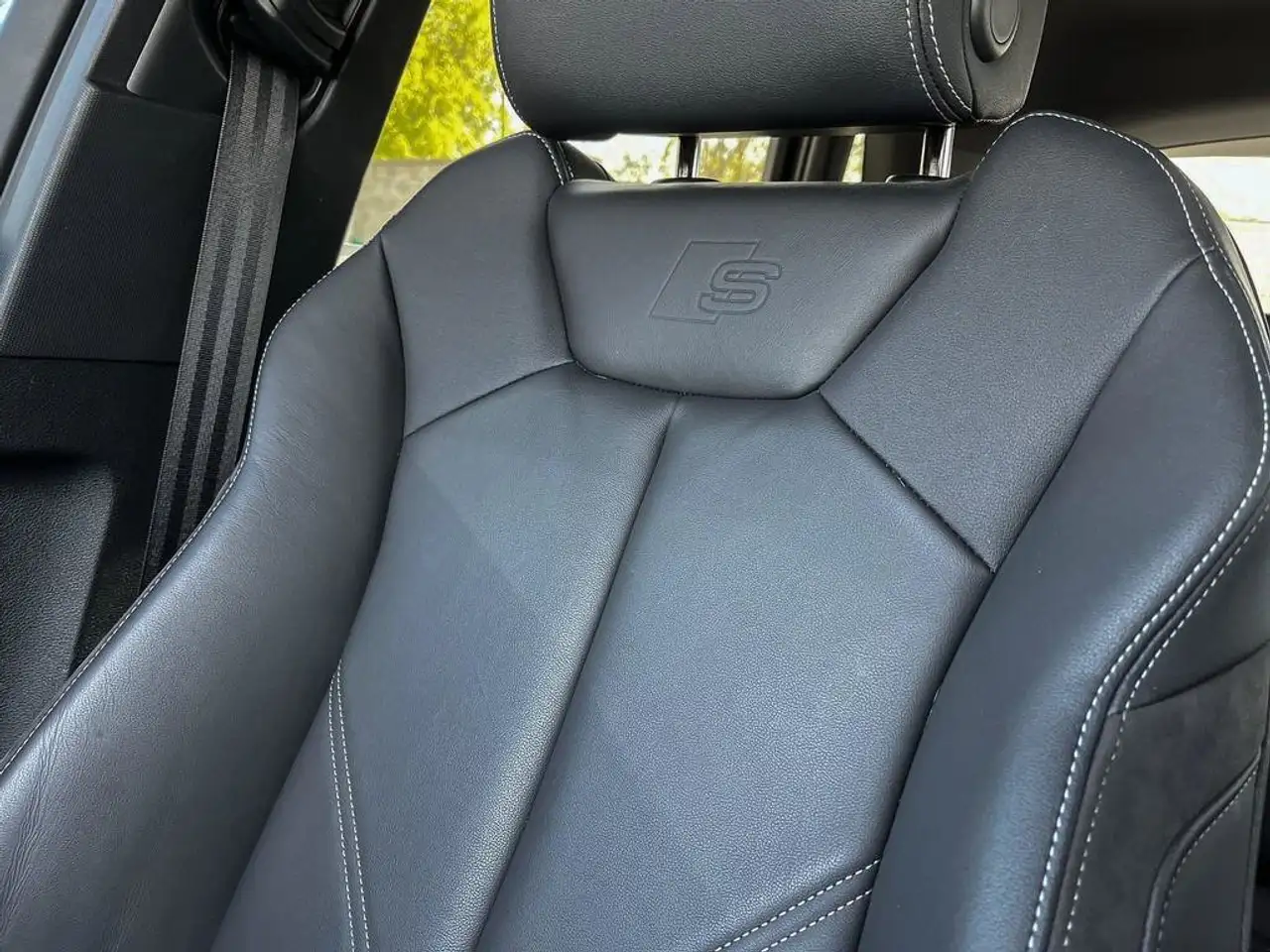 Audi Q3 снимка Audi Q3