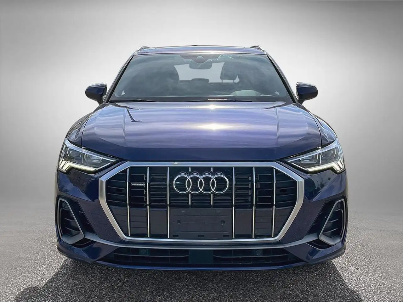 Audi Q3 снимка Audi Q3