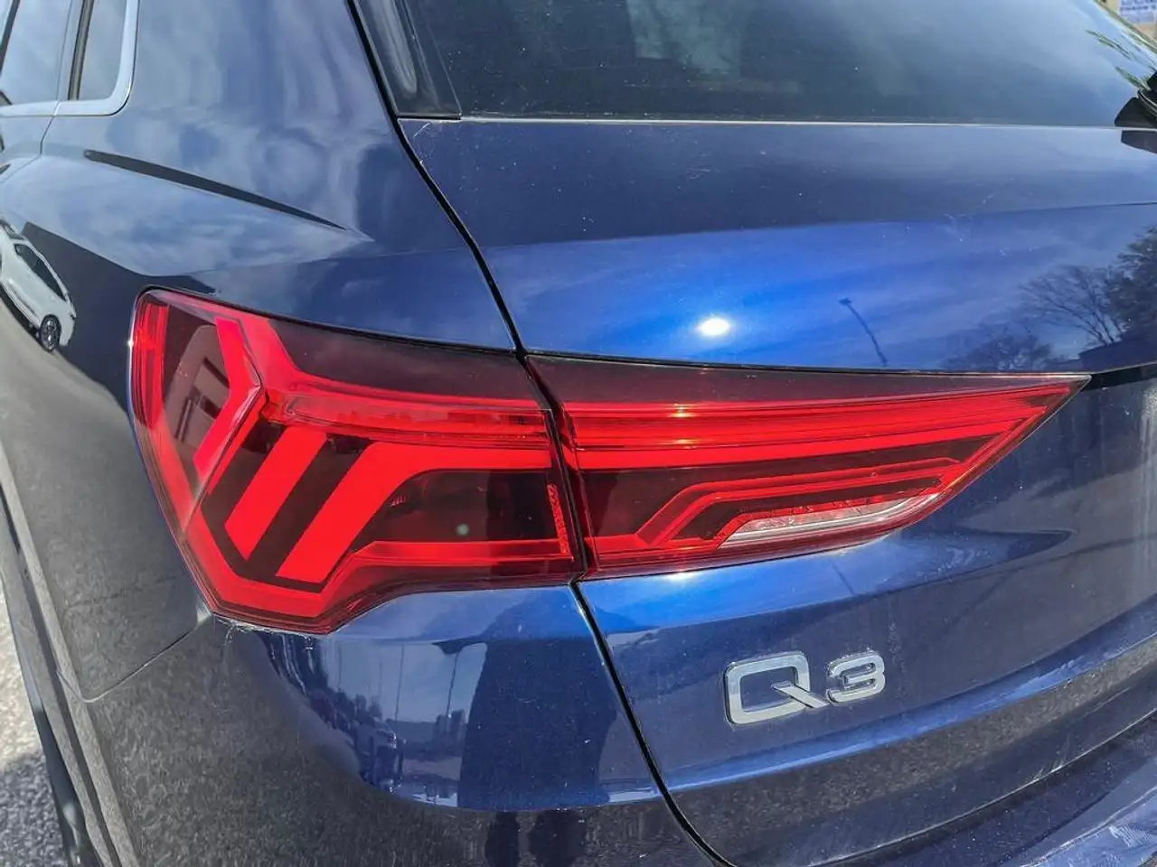 Audi Q3 снимка Audi Q3
