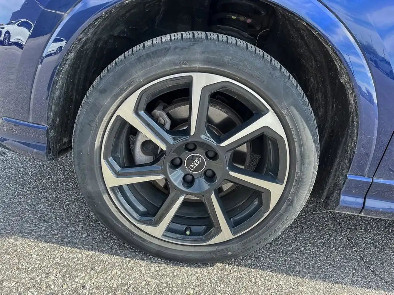 Audi Q3 снимка Audi Q3
