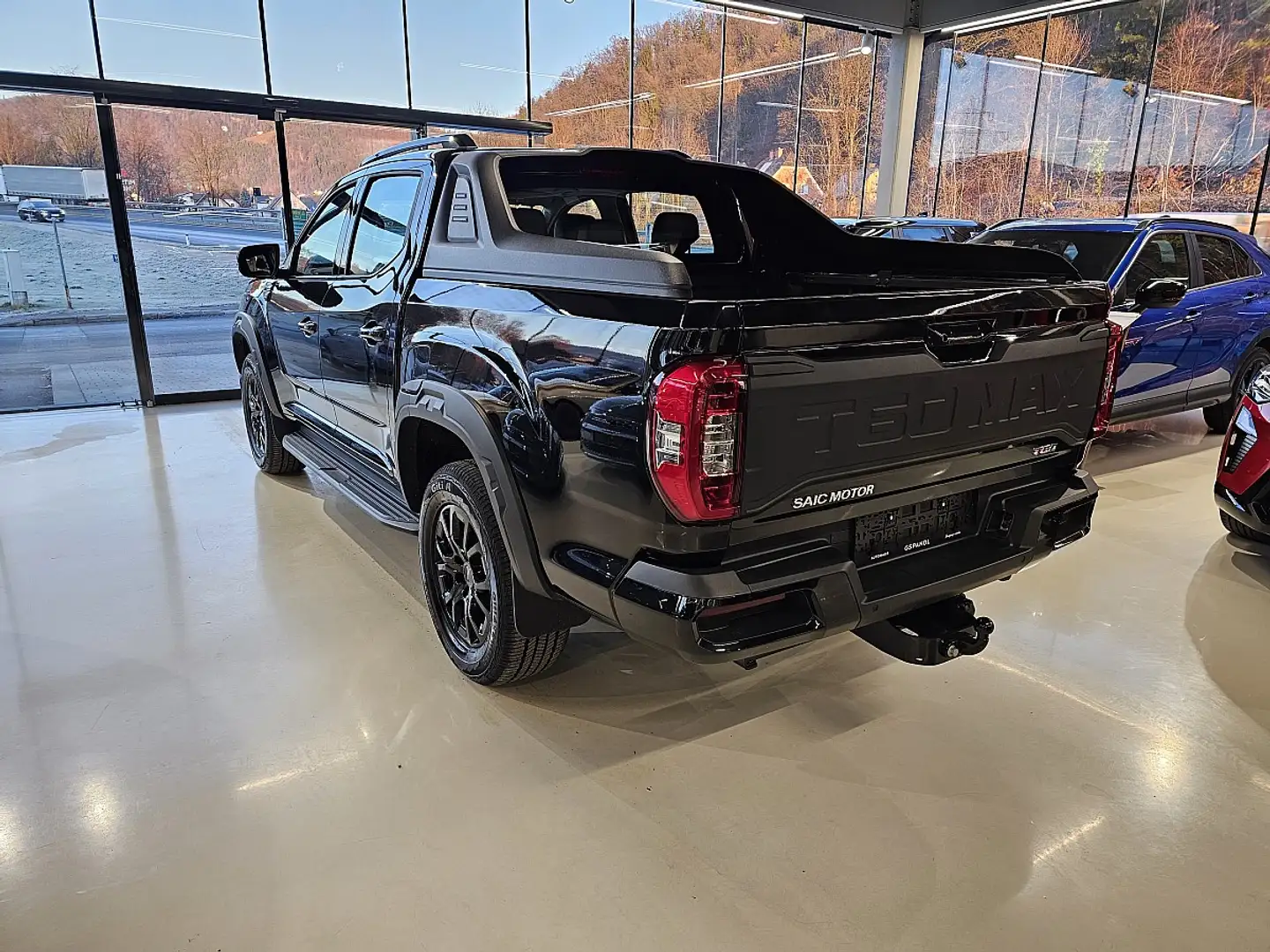 Maxus T60 Max Luxury Schwarz - 2