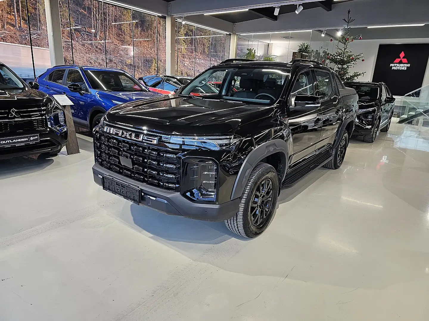 Maxus T60 Max Luxury Schwarz - 1