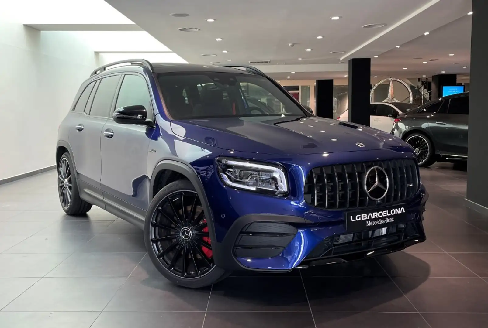 Mercedes-Benz GLB 35 AMG 4Matic+ 8G-DCT Bleu - 1