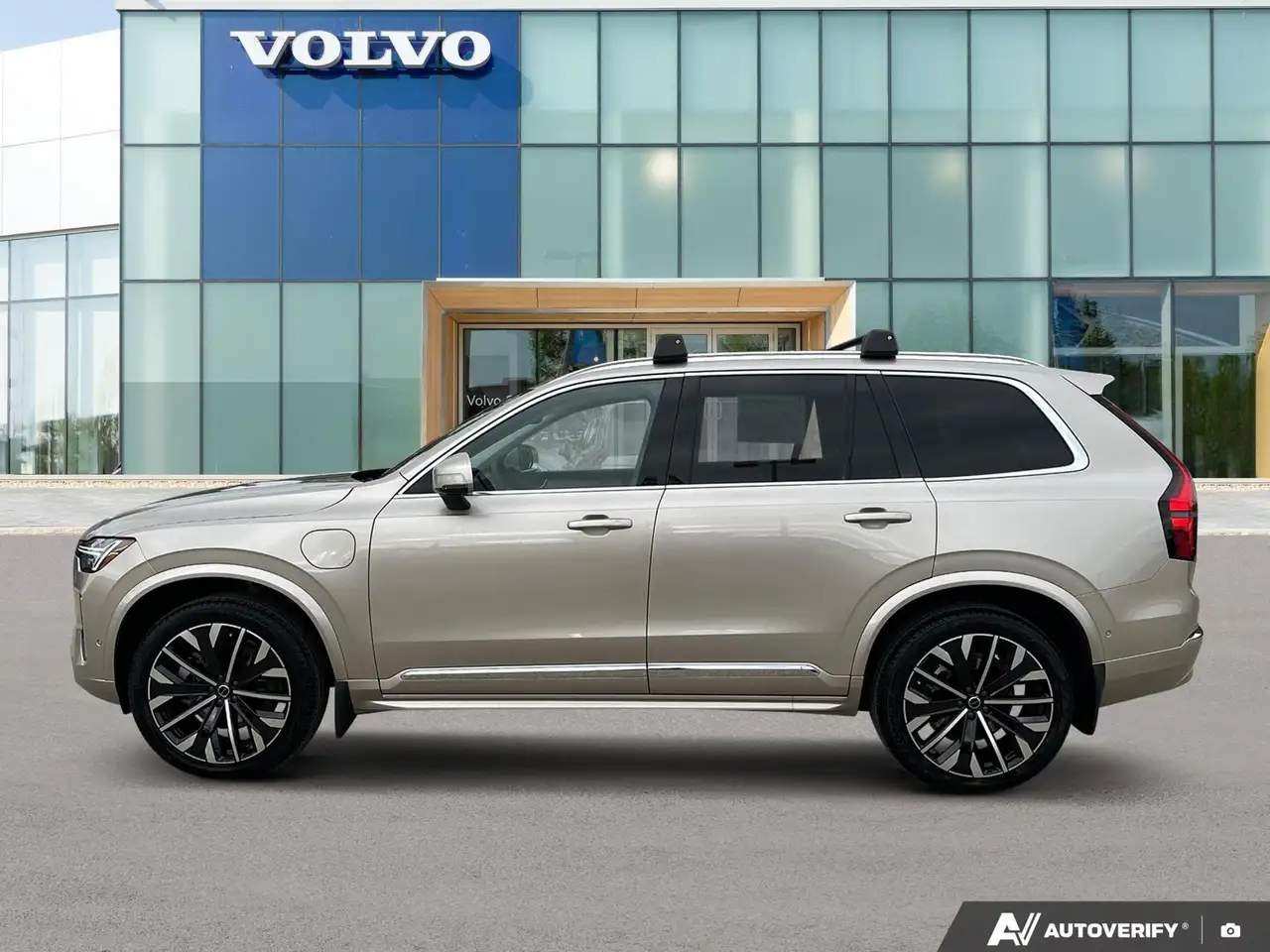 Volvo XC90 снимка Volvo XC90