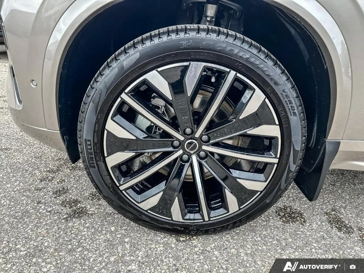 Volvo XC90 снимка Volvo XC90