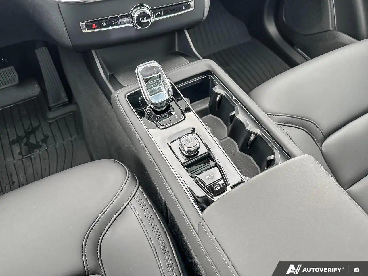 Volvo XC90 снимка Volvo XC90