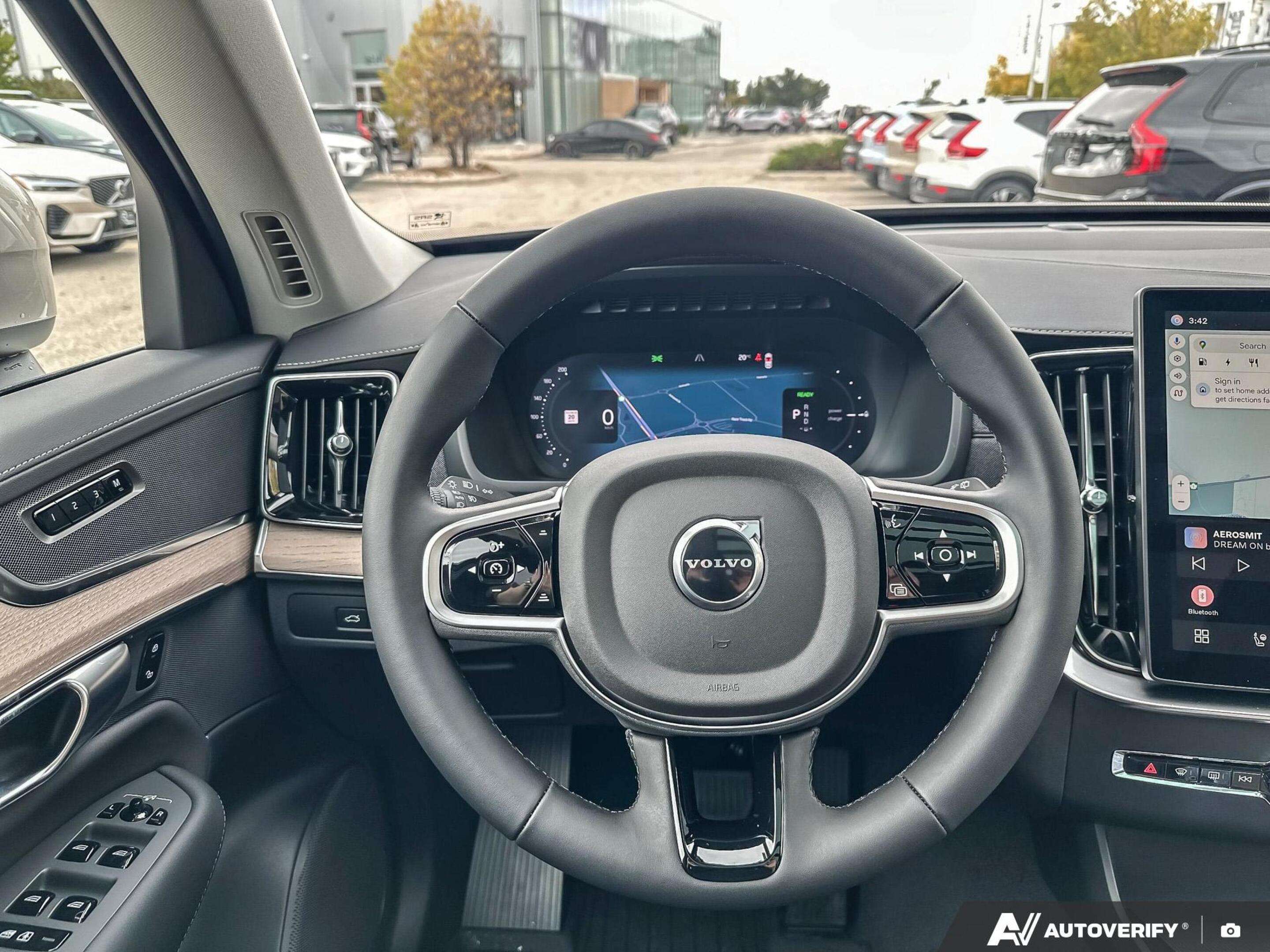2026 Volvo XC90 Plus Bright Theme FEATURED VEHICLE - SAVE $2,600! thumb 15