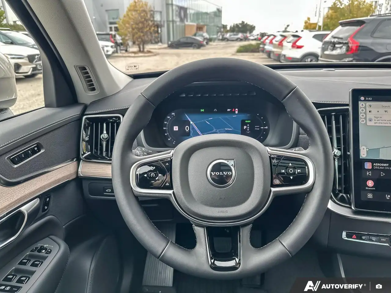 Volvo XC90 снимка Volvo XC90