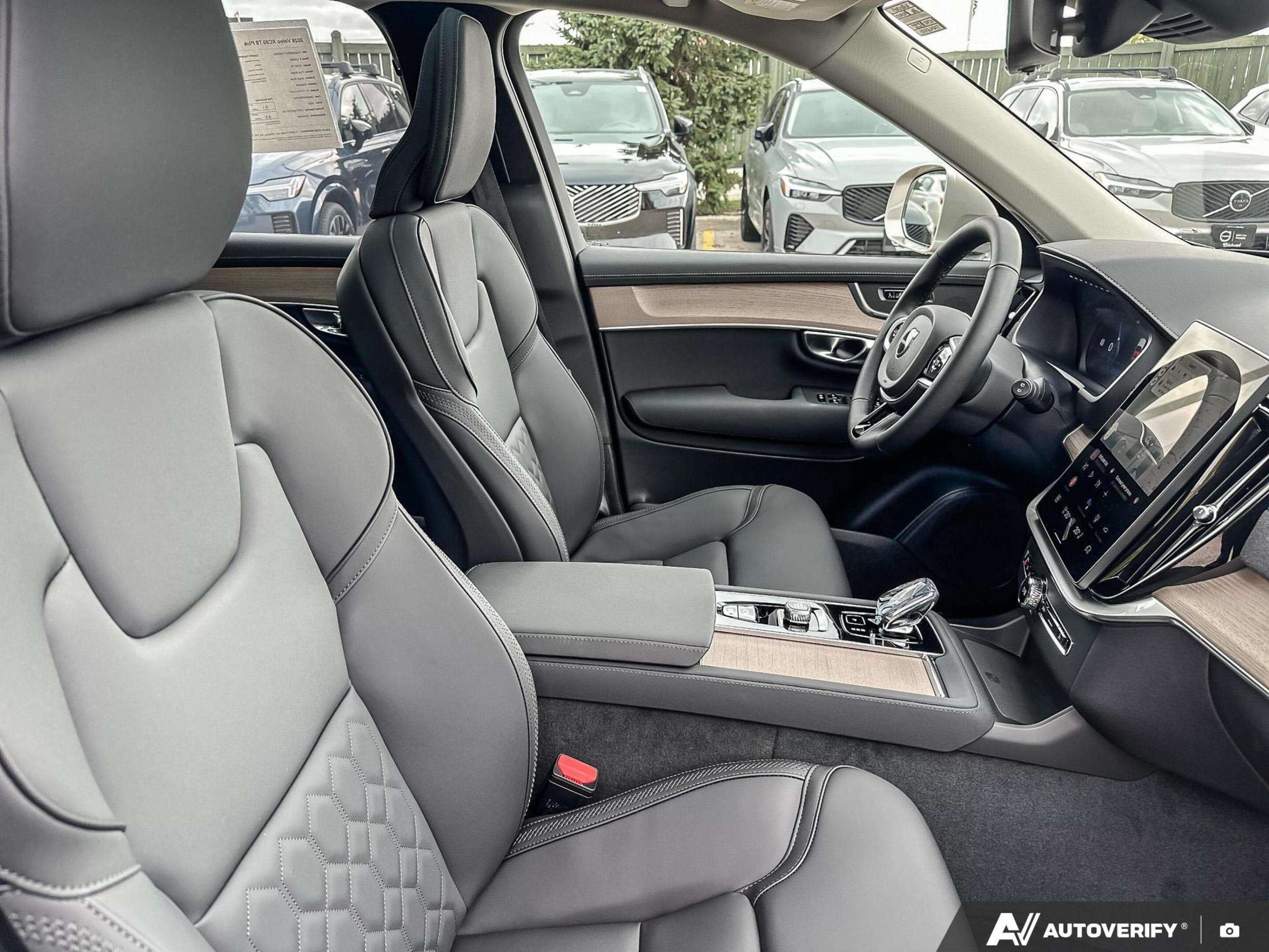 2026 Volvo XC90 Plus Bright Theme FEATURED VEHICLE - SAVE $2,600! thumb 23