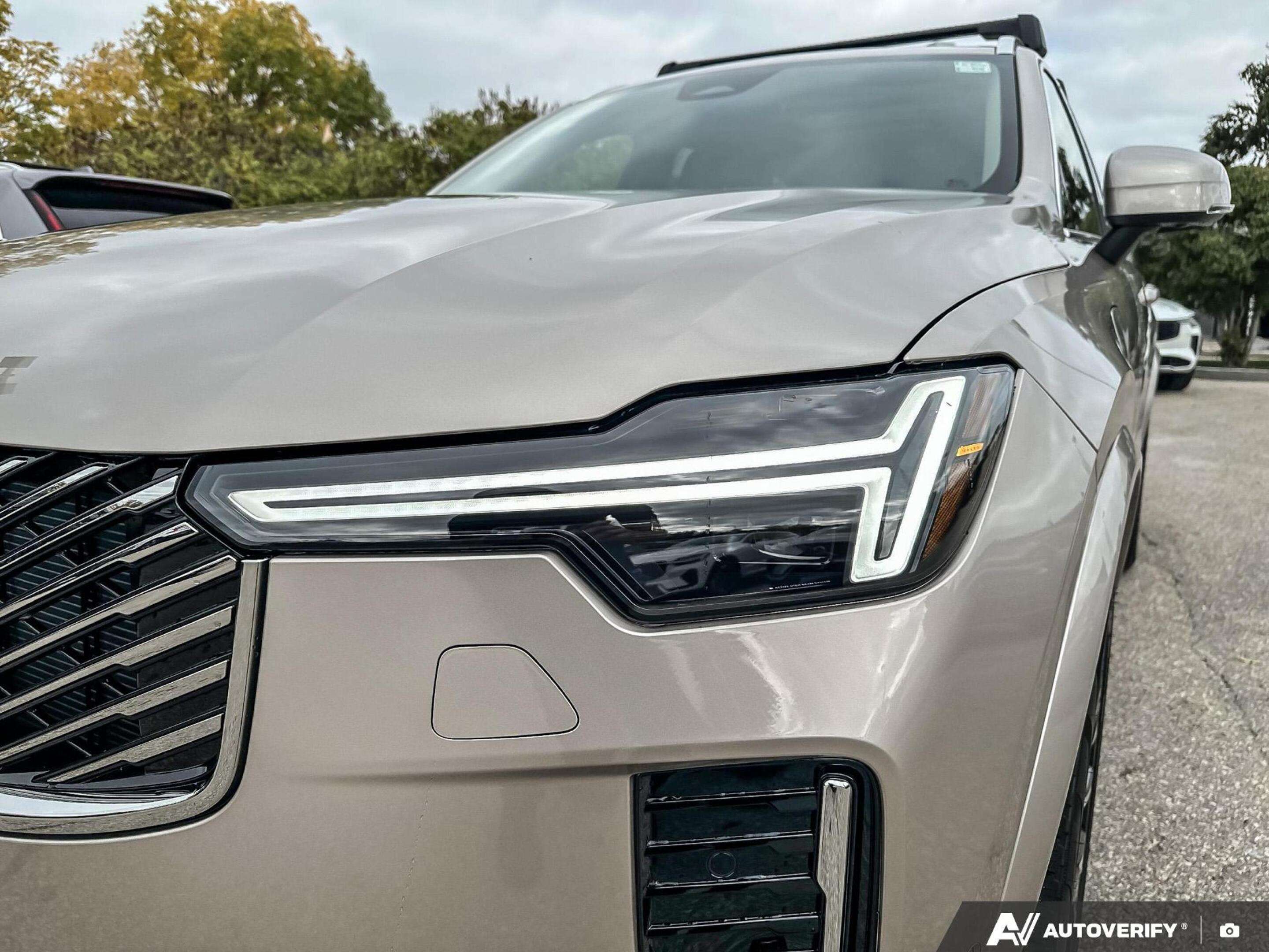 2026 Volvo XC90 Plus Bright Theme FEATURED VEHICLE - SAVE $2,600! thumb 12