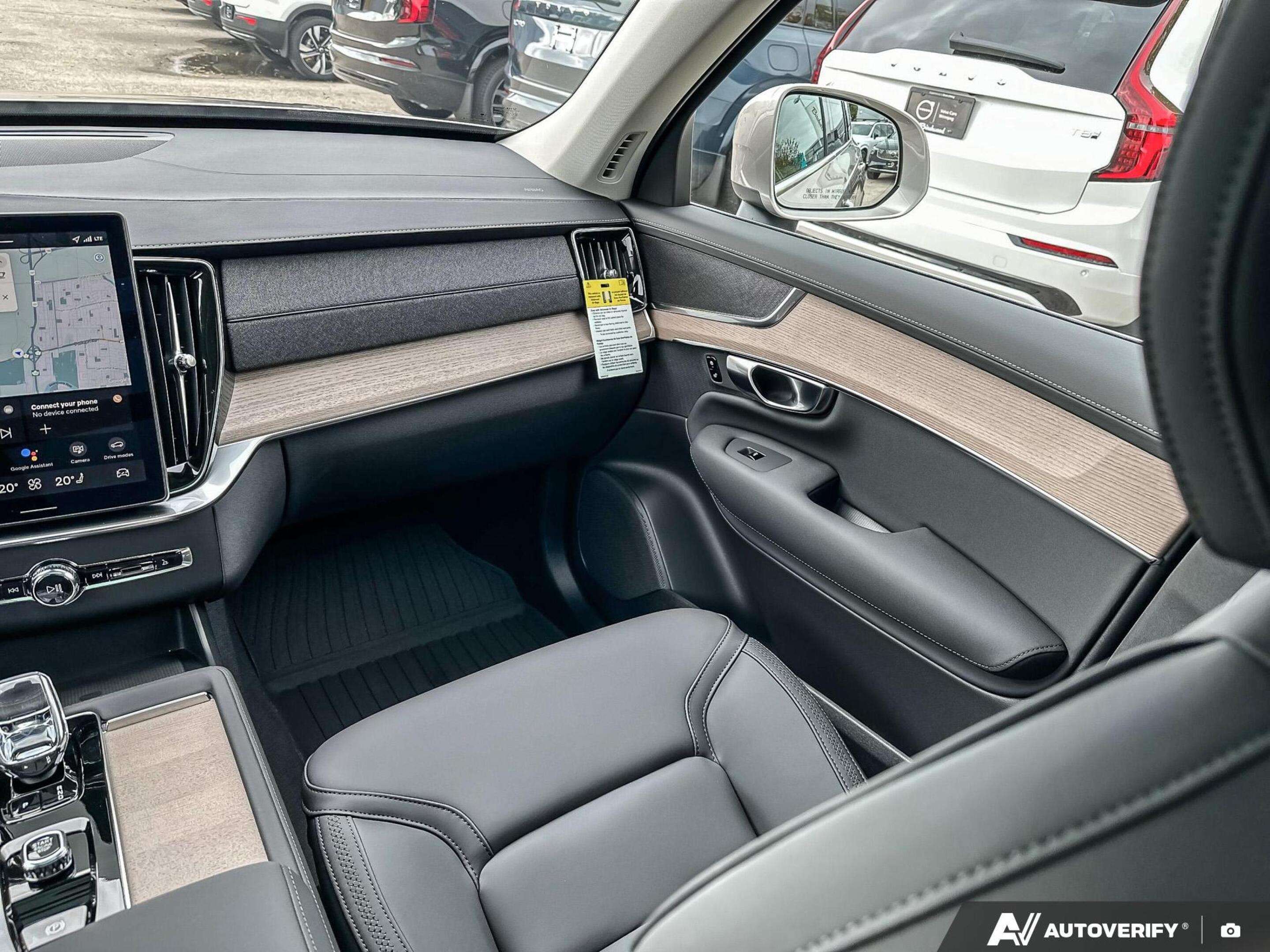 2026 Volvo XC90 Plus Bright Theme FEATURED VEHICLE - SAVE $2,600! thumb 26