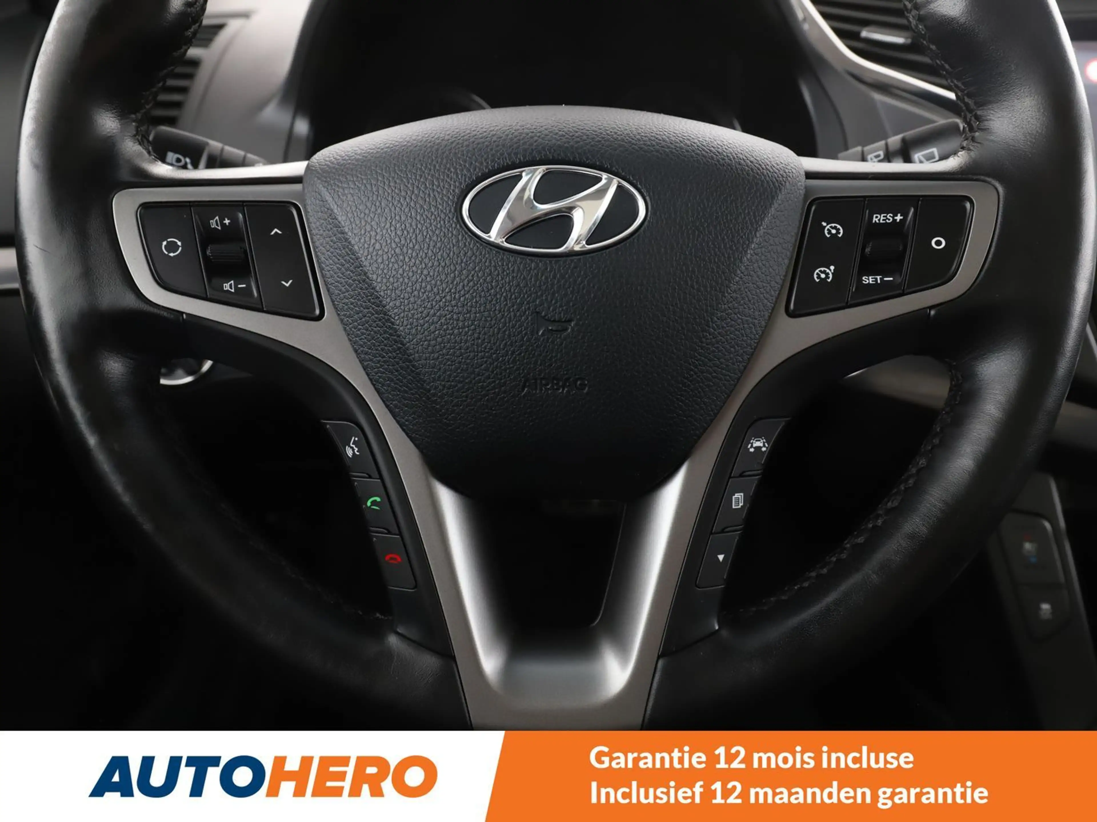 Hyundai i40 2.0 GDI Premium — photo 11
