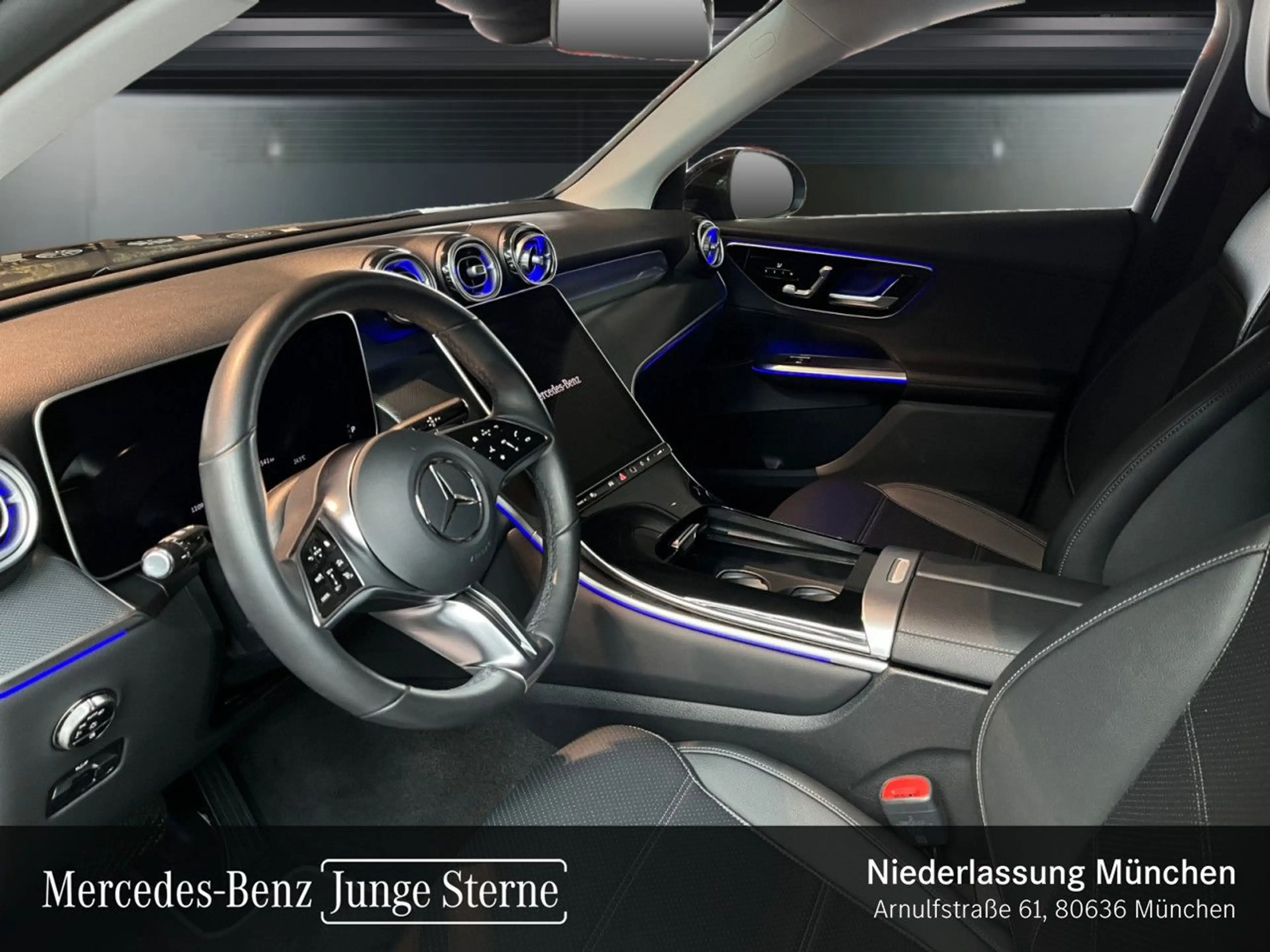 Mercedes-Benz GLC 200 4M AVANTG+360+AHK+LED+TOTW+KEYLESS+9G — photo 11