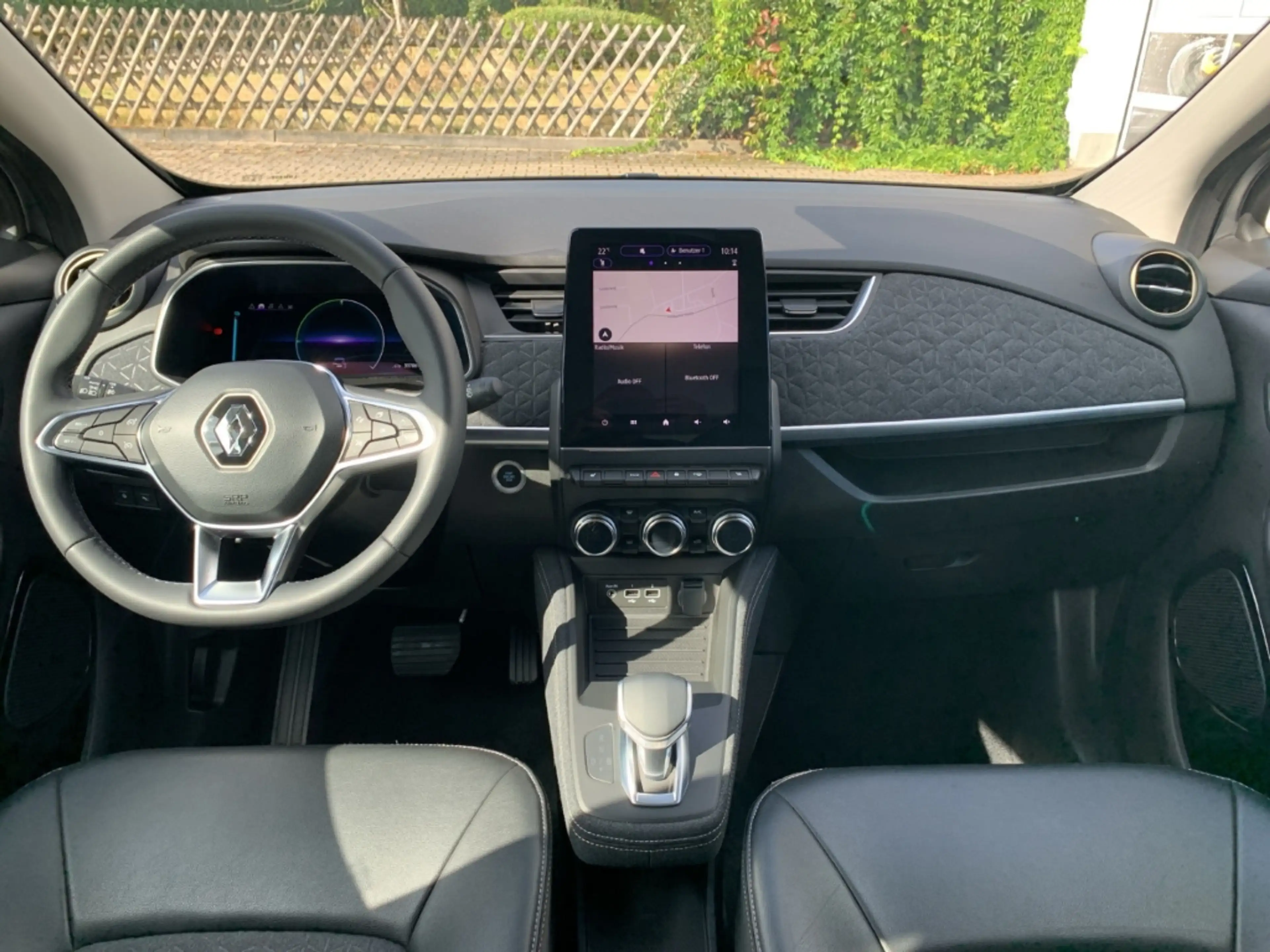 Renault ZOE ICONIC EV50 135 Pack Iconic CCS+SHZ+NAV+LED+DAB+ — photo 14