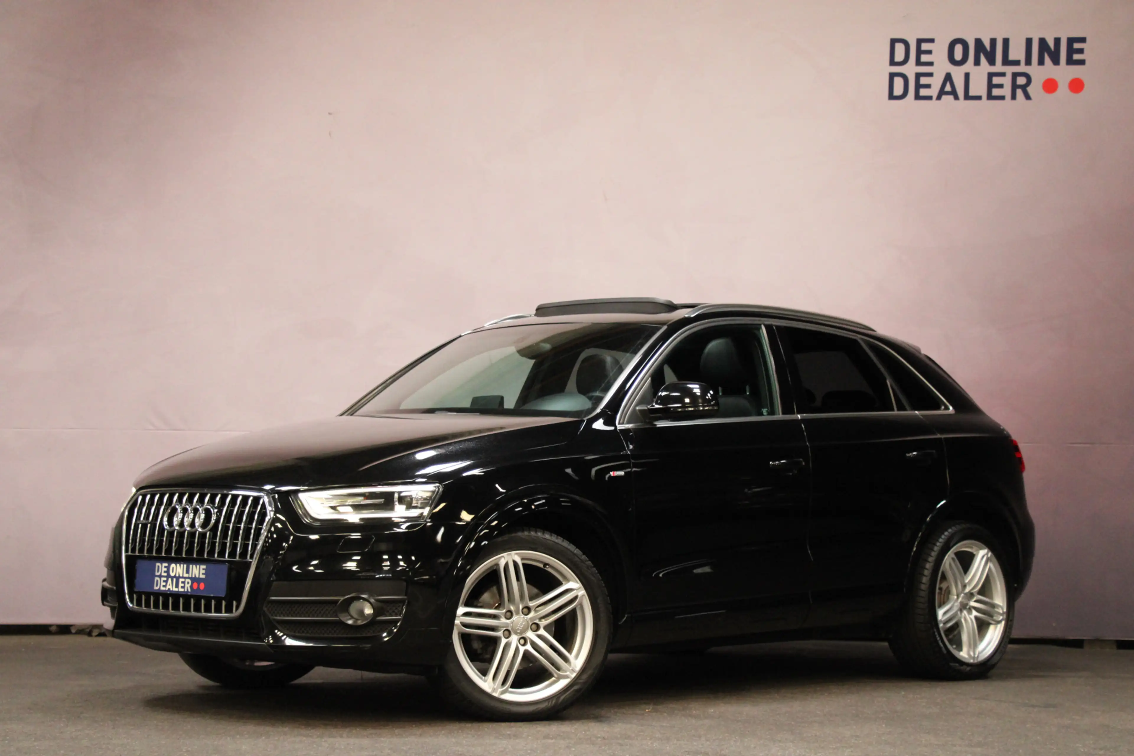 Audi Q3 2.0 TFSI QUATTRO S Edition |Pano|Trekh|Cruise|Navi