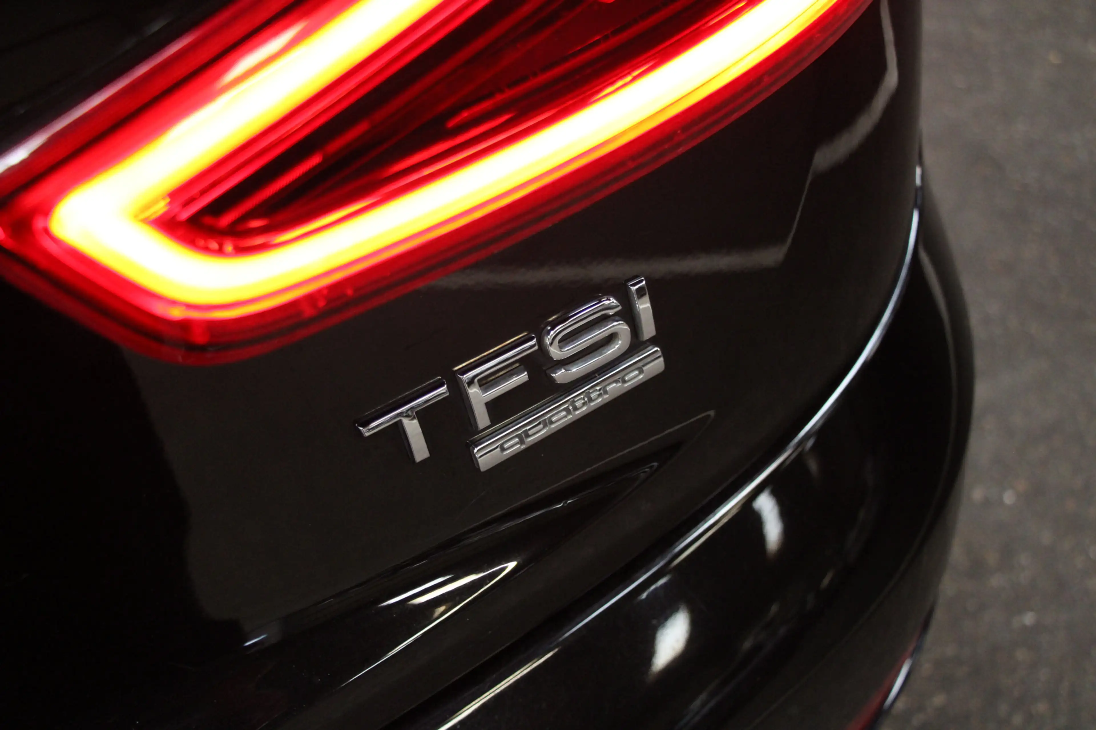 Audi Q3 2.0 TFSI QUATTRO S Edition |Pano|Trekh|Cruise|Navi — photo 36