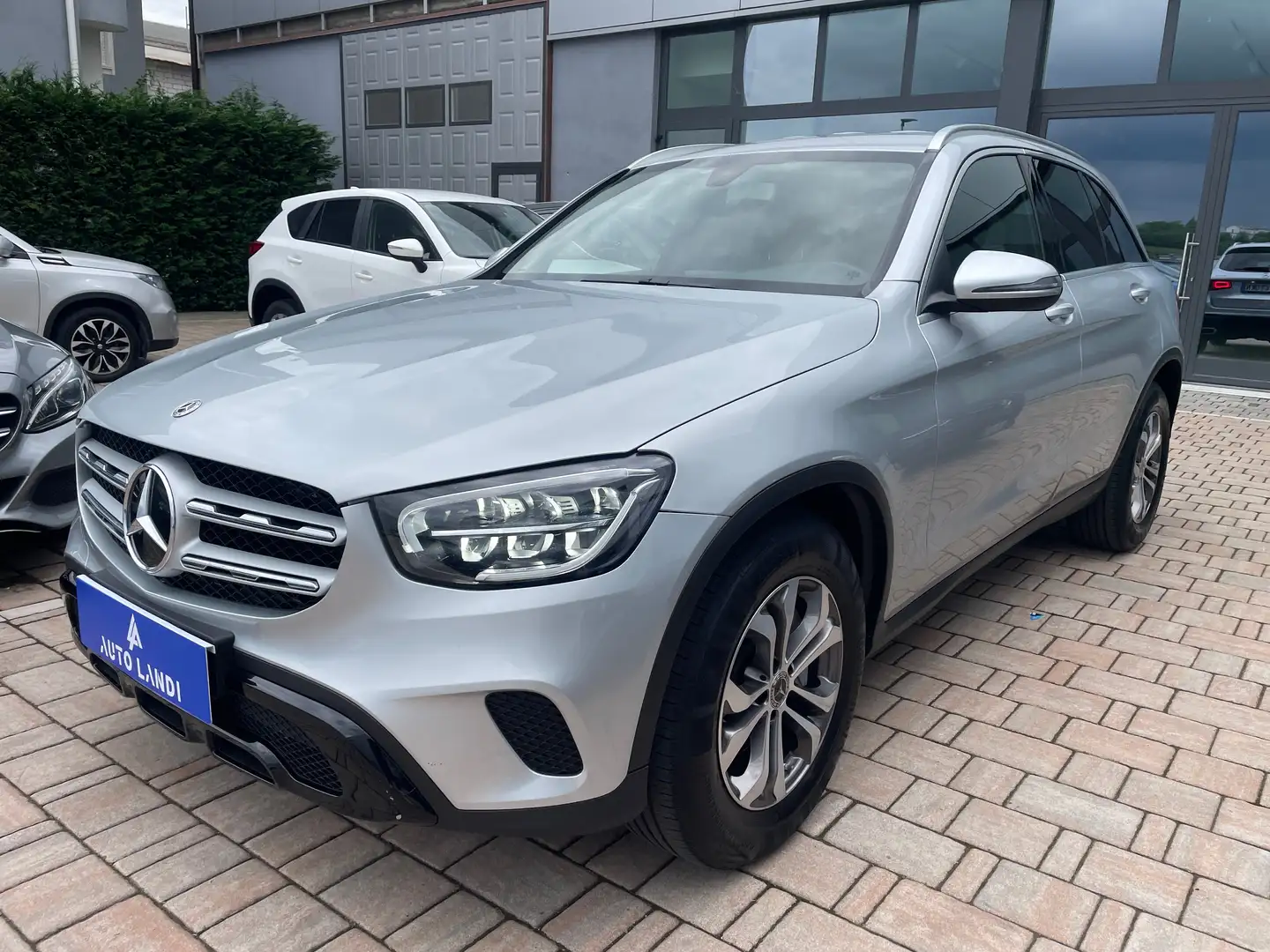 Mercedes-Benz GLC 200 d Executive 4matic auto Срібний - 1