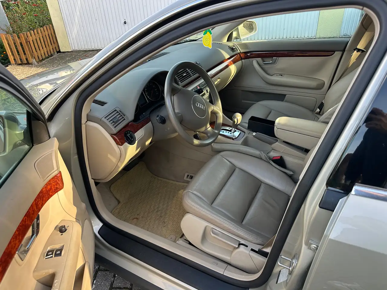 Audi A4 2.0, foto 7