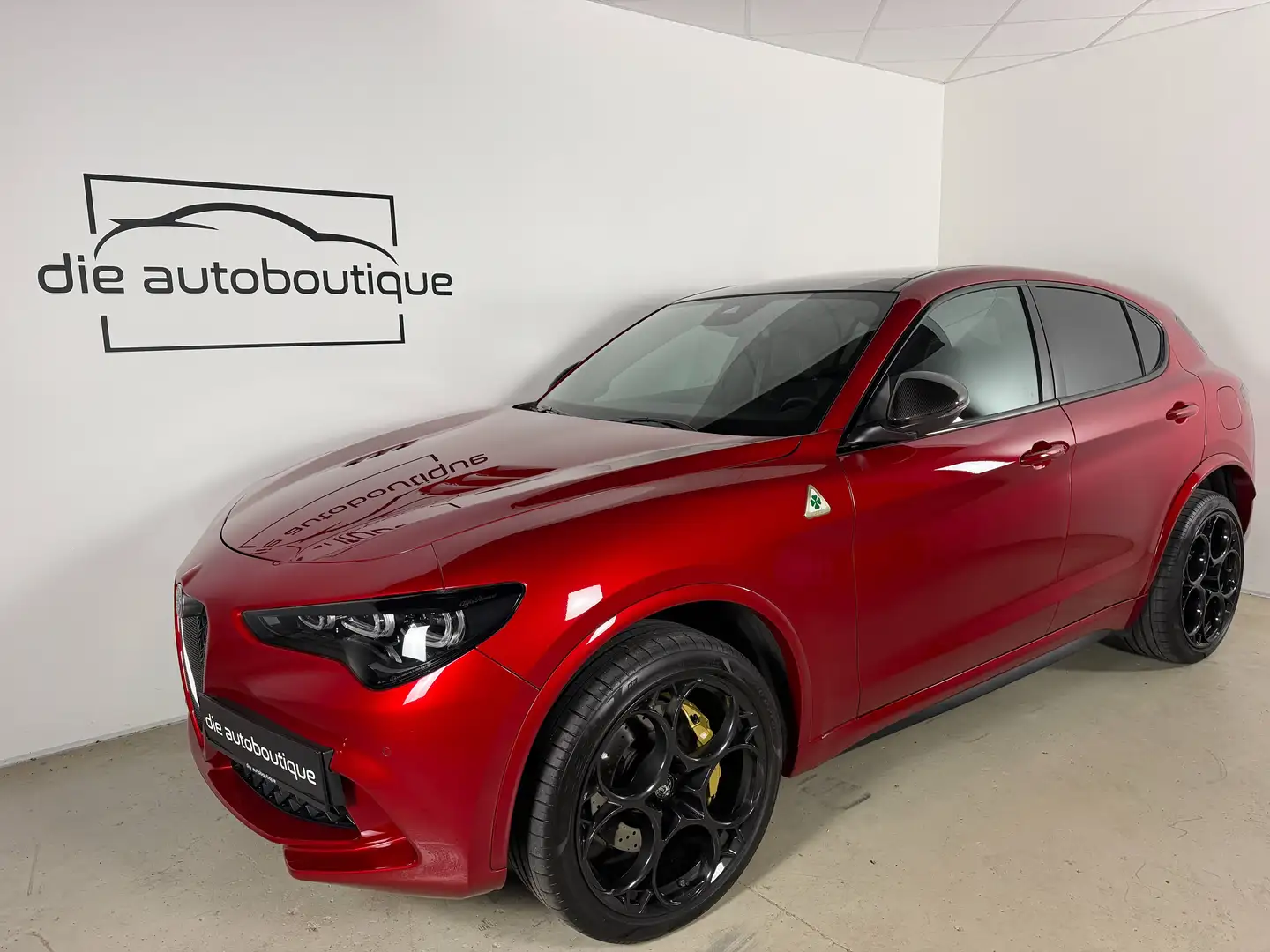 Alfa Romeo Stelvio Q4 Quadrifoglio // 100° Anniversario // 1 of 100 Rot - 1