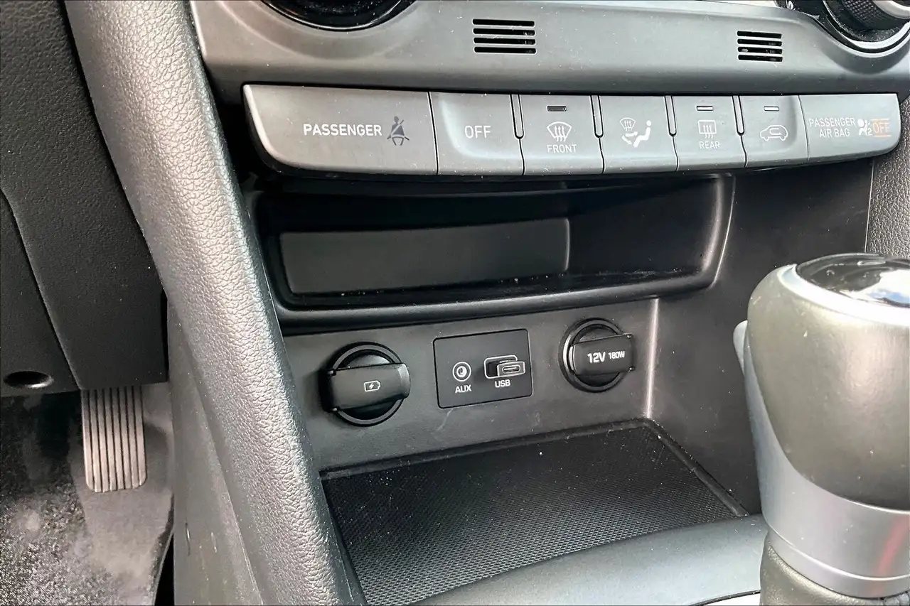 Hyundai KONA снимка Hyundai KONA