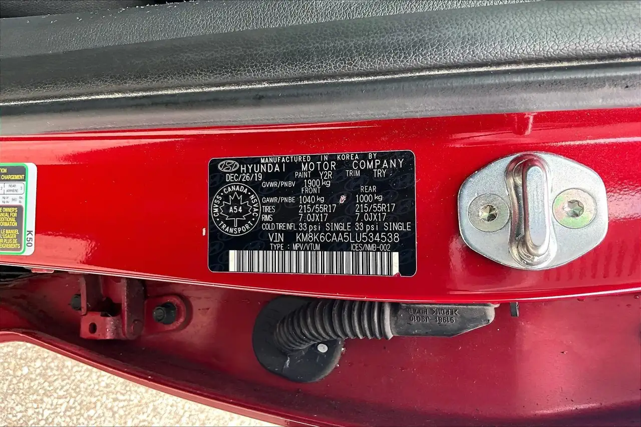 Hyundai KONA снимка Hyundai KONA