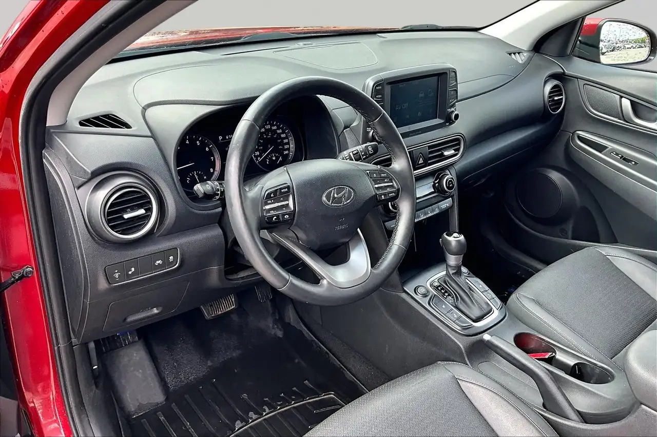 Hyundai KONA снимка Hyundai KONA