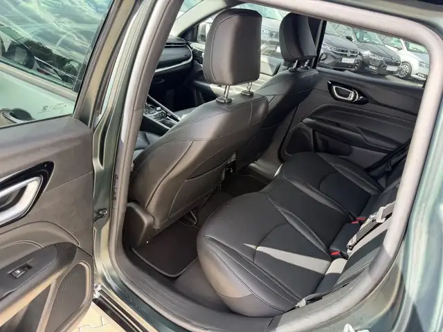 Jeep Compass view 14