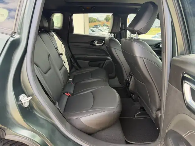 Jeep Compass view 13