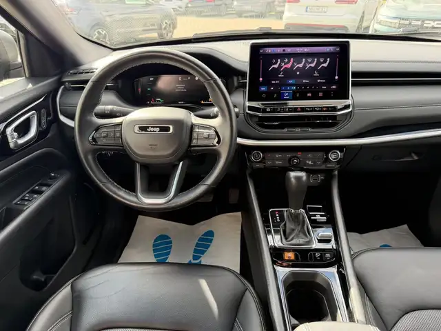 Jeep Compass view 10