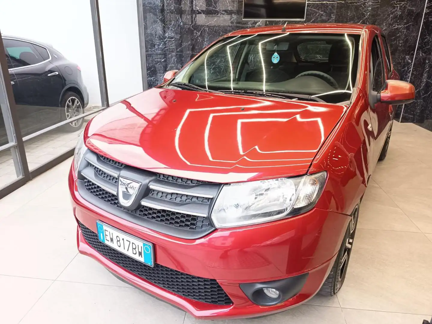 Dacia Sandero 1.2 GPL 75CV Ambiance Rosso - 2
