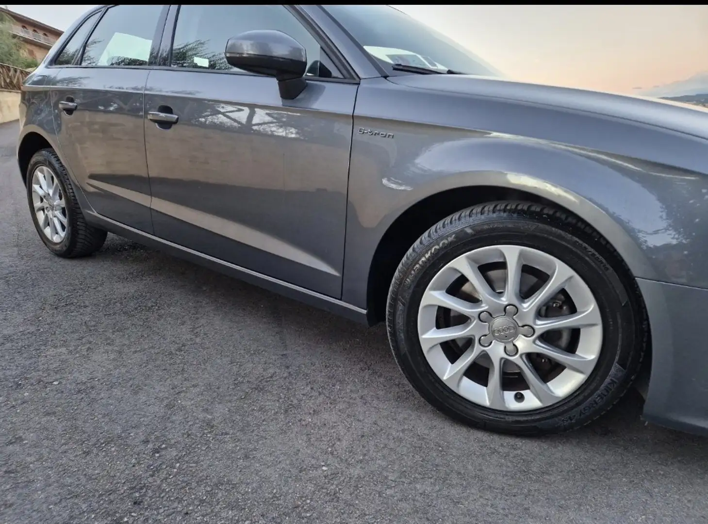 Audi A3 Sportback 1.4 g-tron Ambiente - 2