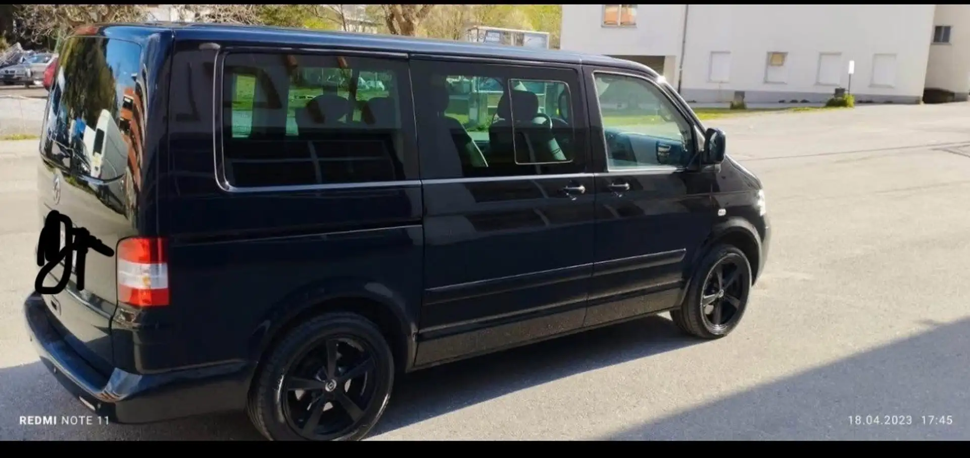 Volkswagen T5 Multivan Comfortline LR 2,5 TDI D-PF Aut. - 2