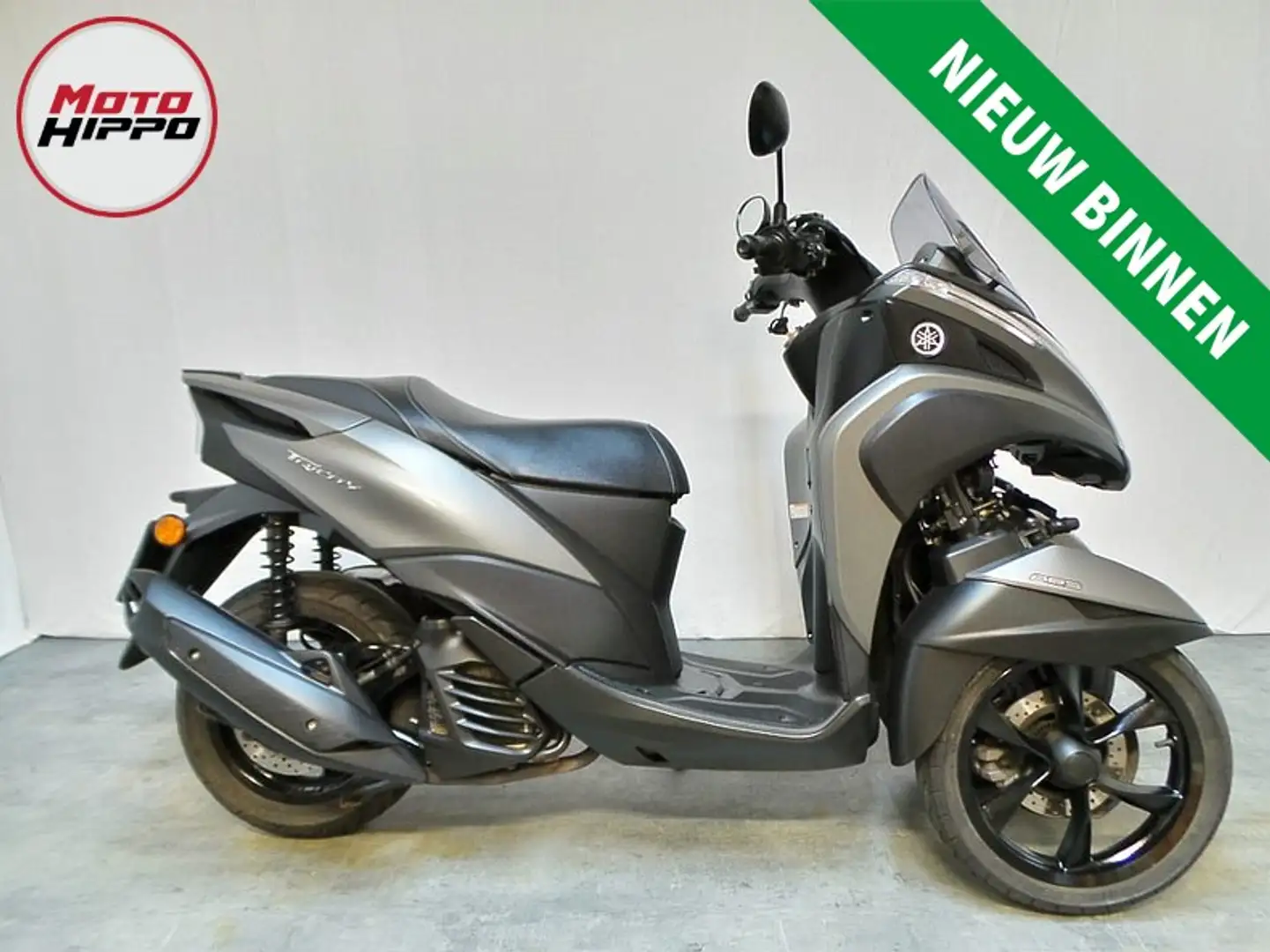 Yamaha TriCity 125 Grigio - 1