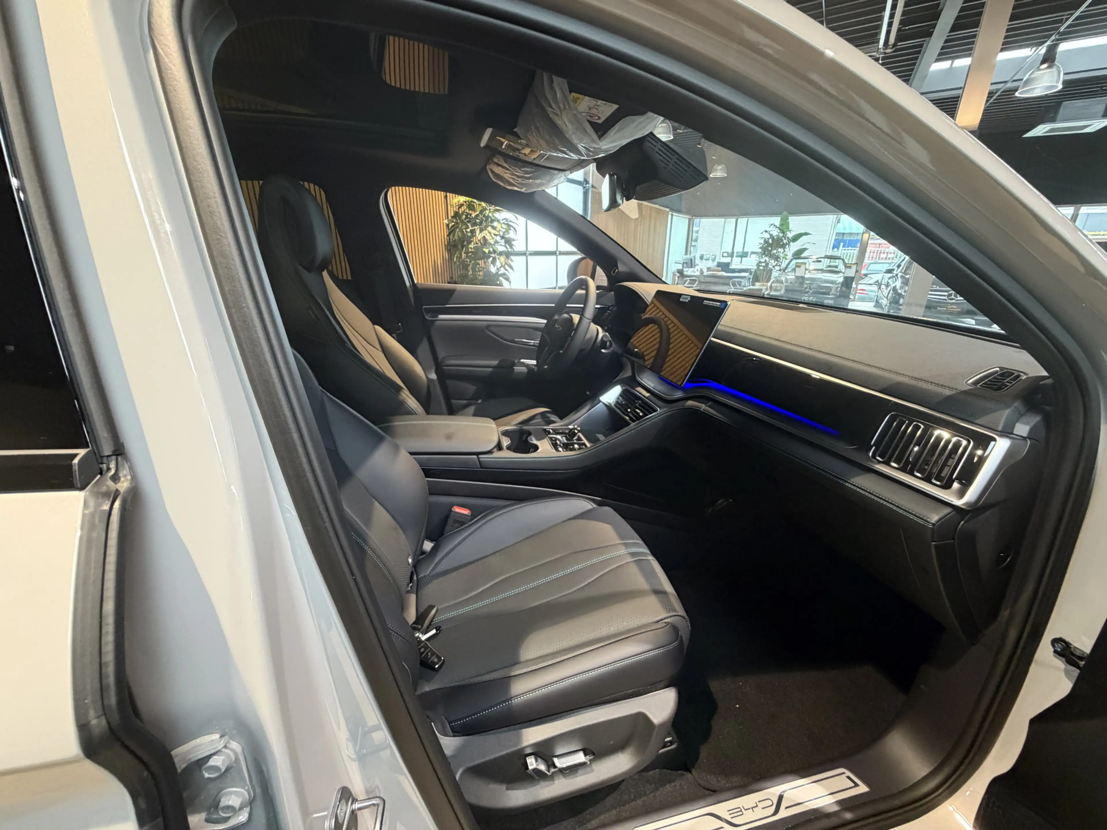 BYD Seal U 1.5 T DM-i COMFORT ULTRA BLACK EDITION | panoramad — photo 39