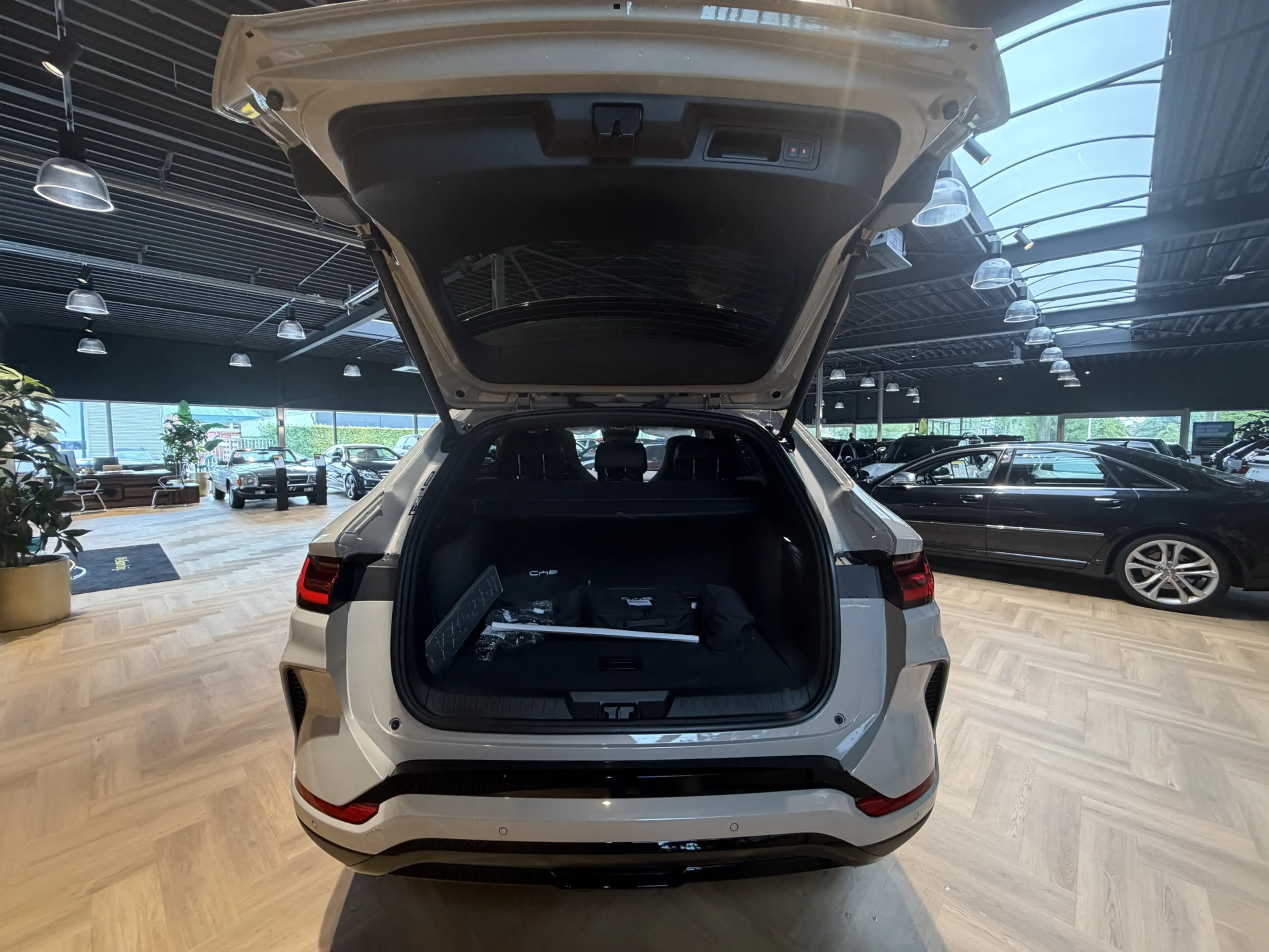BYD Seal U 1.5 T DM-i COMFORT ULTRA BLACK EDITION | panoramad — photo 36