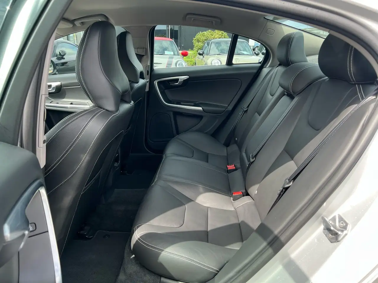 Volvo S60 — photo 22 sur 38