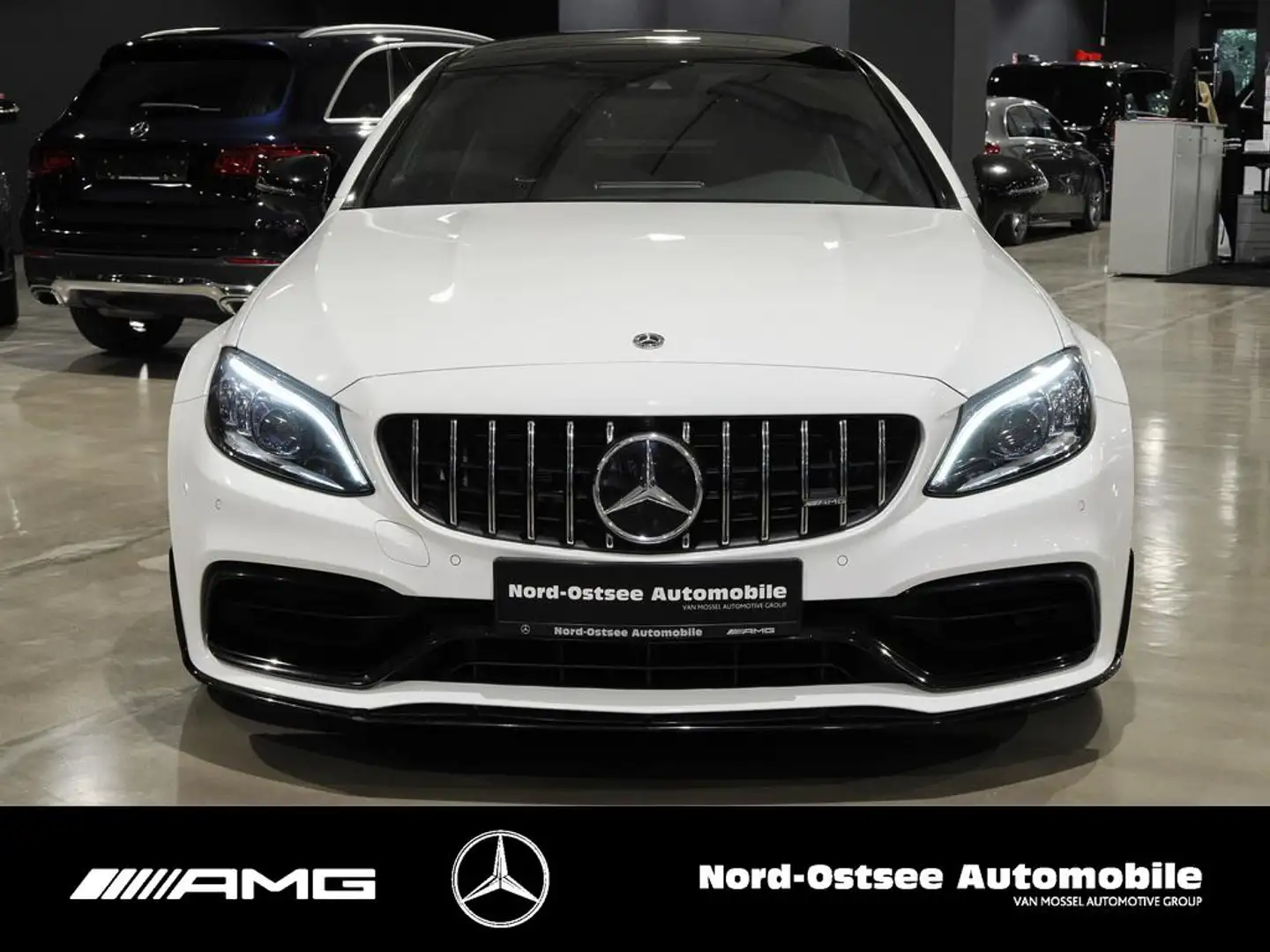 Mercedes-Benz C 63 AMG AMG C 63 FACELIFT  PANO NIGHT 360° KAMERA BURMES Weiß - 2