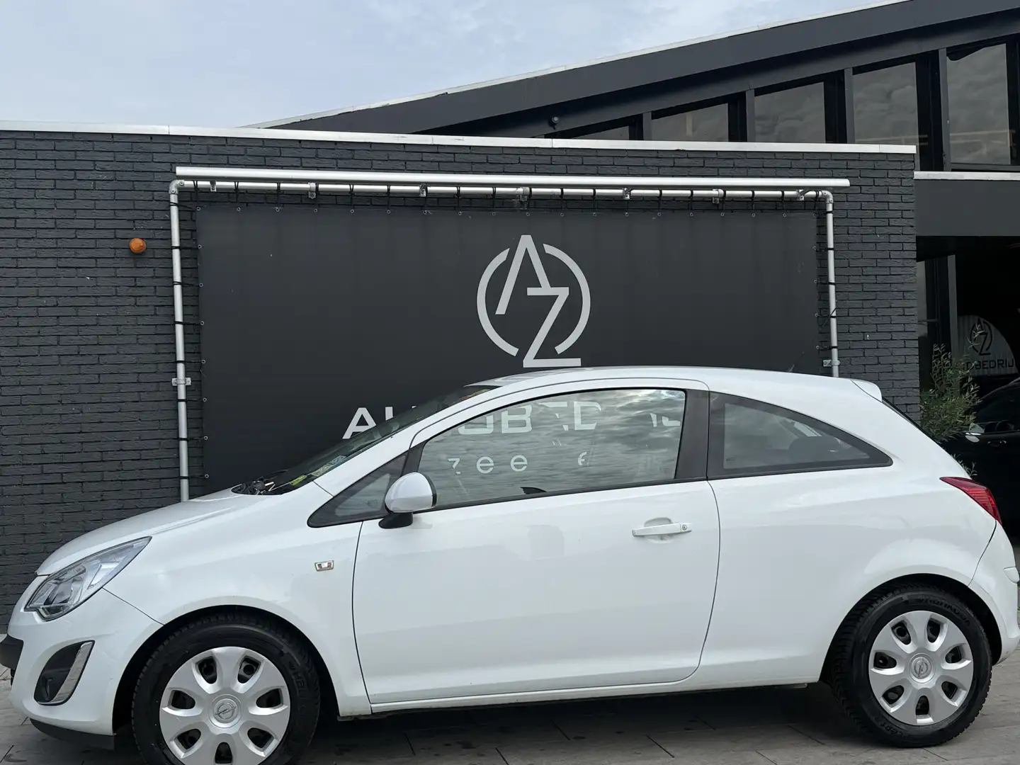 Opel Corsa 1.2 EcoFlex Design Edition LPG Wit - 1