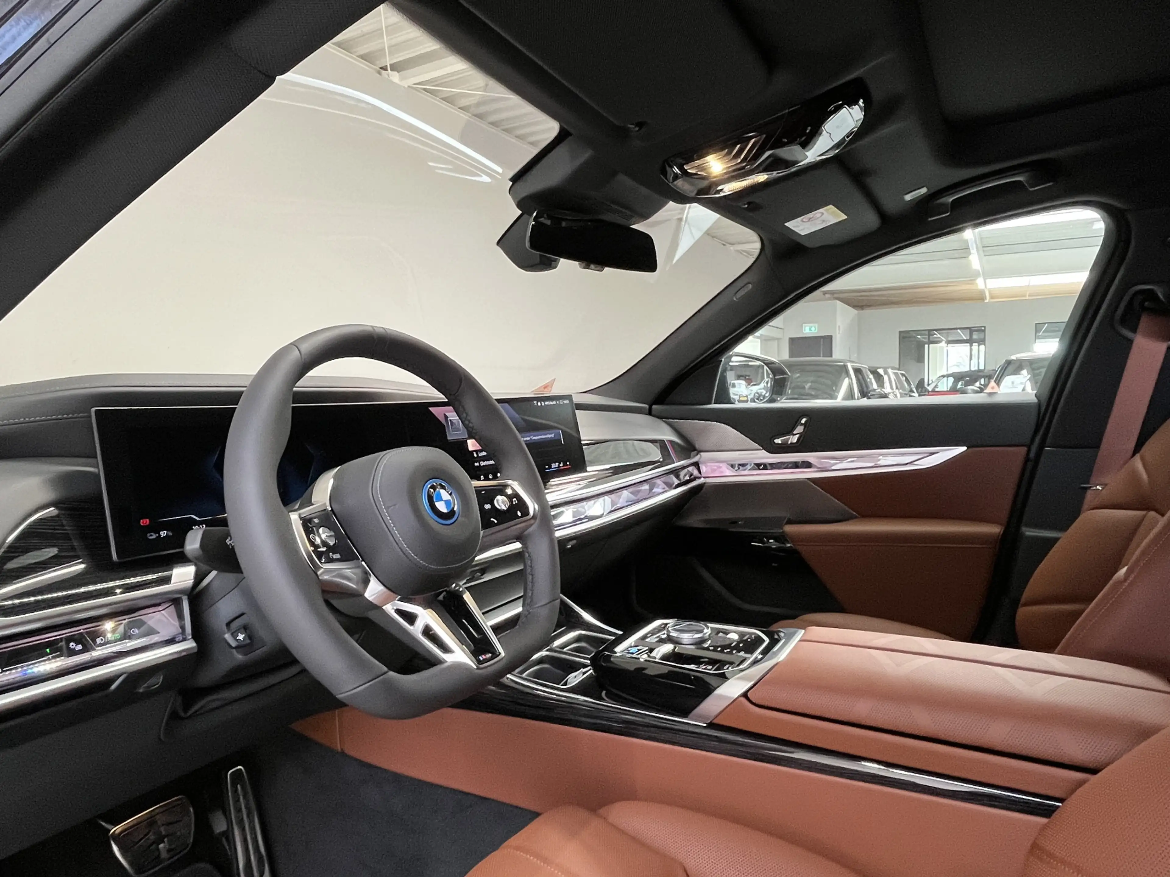 BMW i7 eDrive50 106 kWh | 2026 | M-Sport Pro | Sky Lounge — photo 10