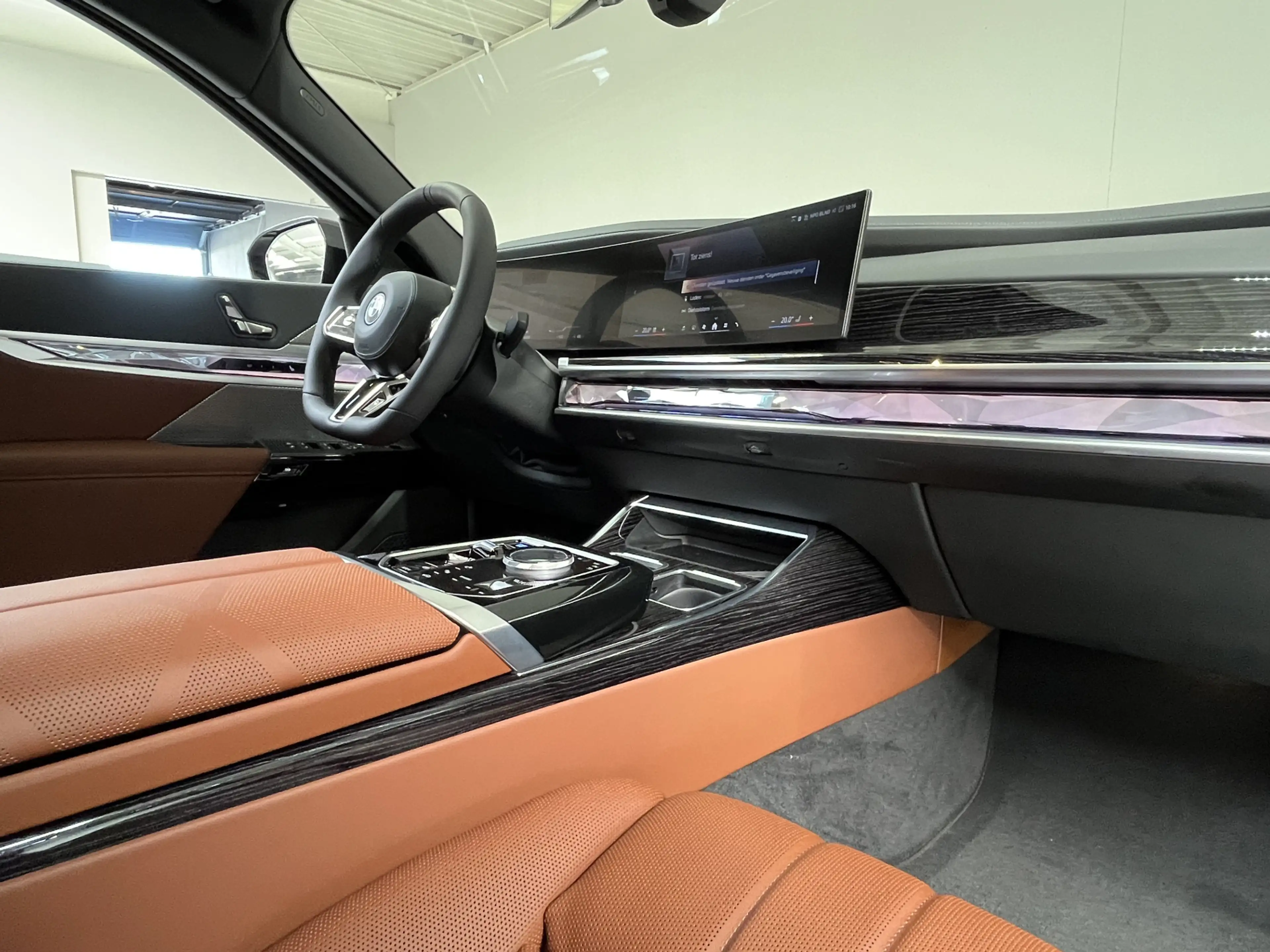 BMW i7 eDrive50 106 kWh | 2026 | M-Sport Pro | Sky Lounge — photo 15