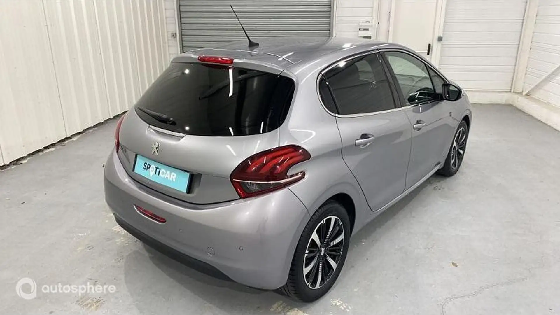 Peugeot 208 1.2 PureTech 110ch E6.c Tech Edition S\u0026S EAT6 5p - 2