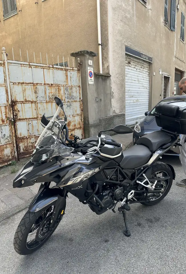 Benelli TRK 502